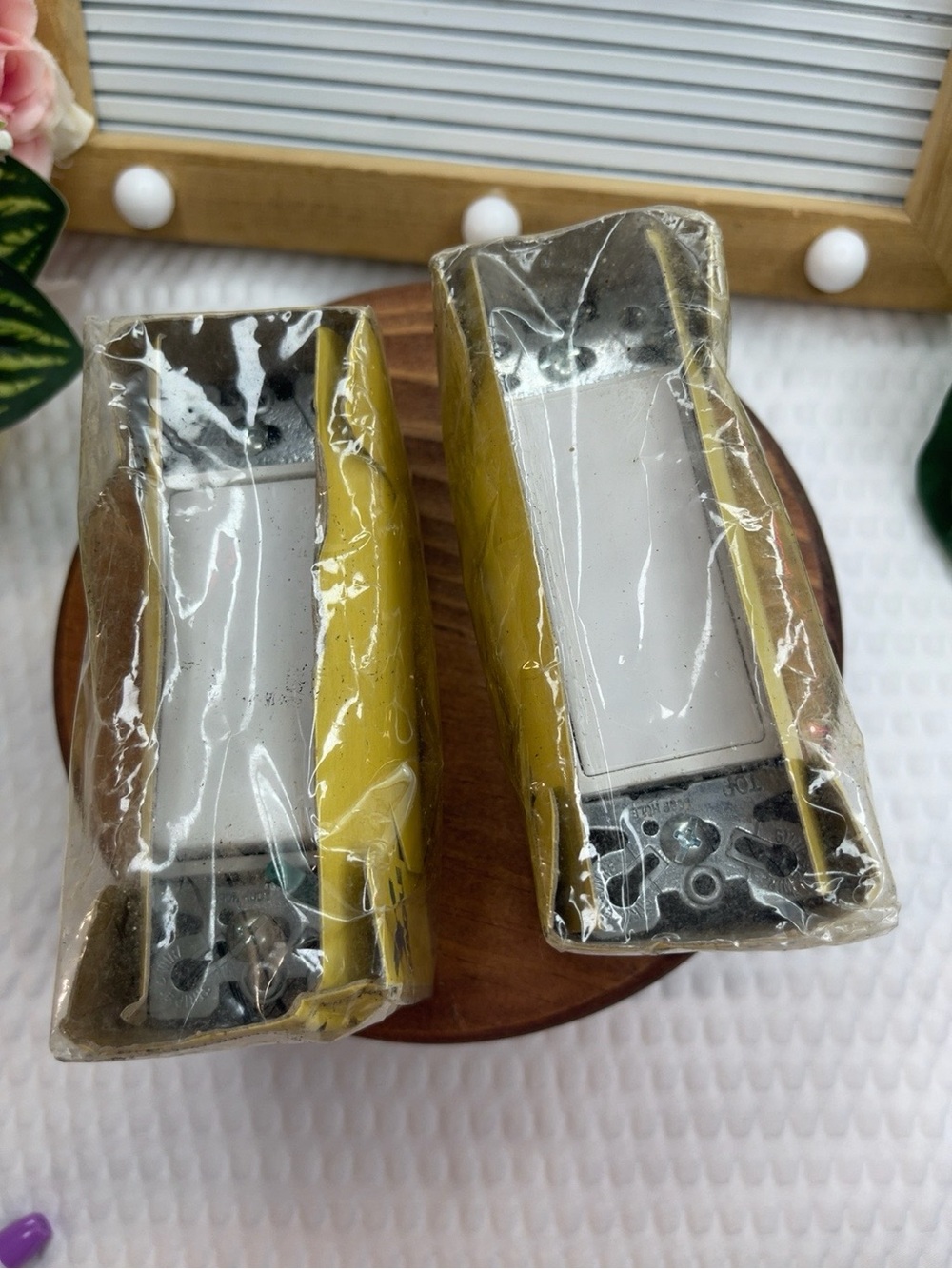 Lot of 2 Vintage Eagle 3-Way Framed Decorator Rocker Switches White 6504W & 6503